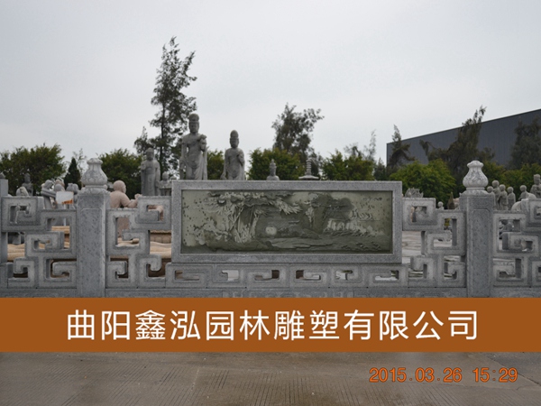 石雕欄桿的應用范圍為什么那么廣泛